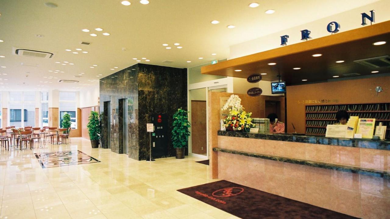 Toyoko Inn Kanazawa-Eki Higashi-Guchi Екстериор снимка