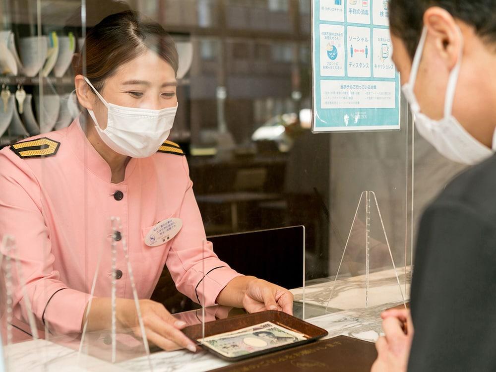 Toyoko Inn Kanazawa-Eki Higashi-Guchi Екстериор снимка