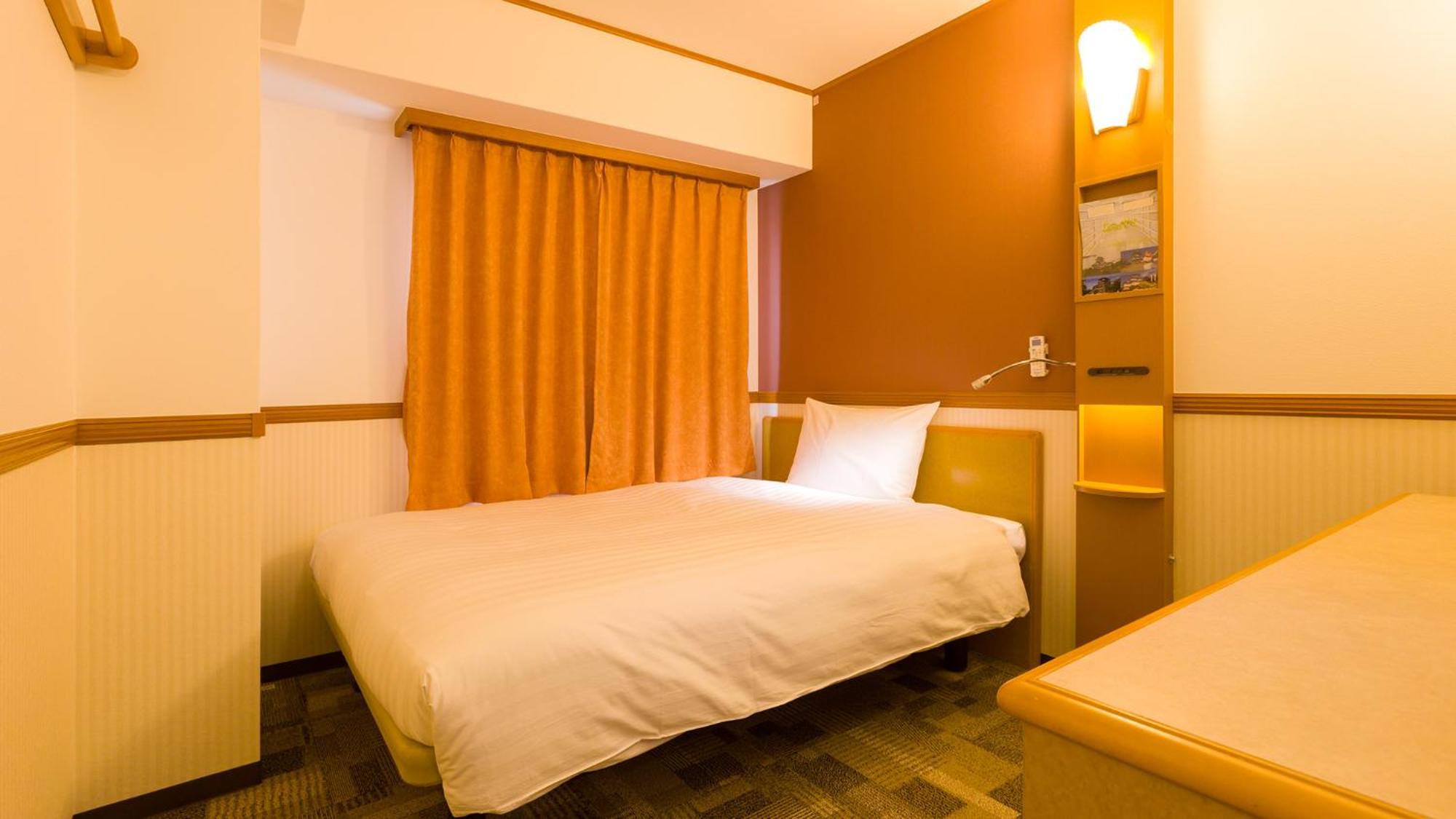 Toyoko Inn Kanazawa-Eki Higashi-Guchi Стая снимка